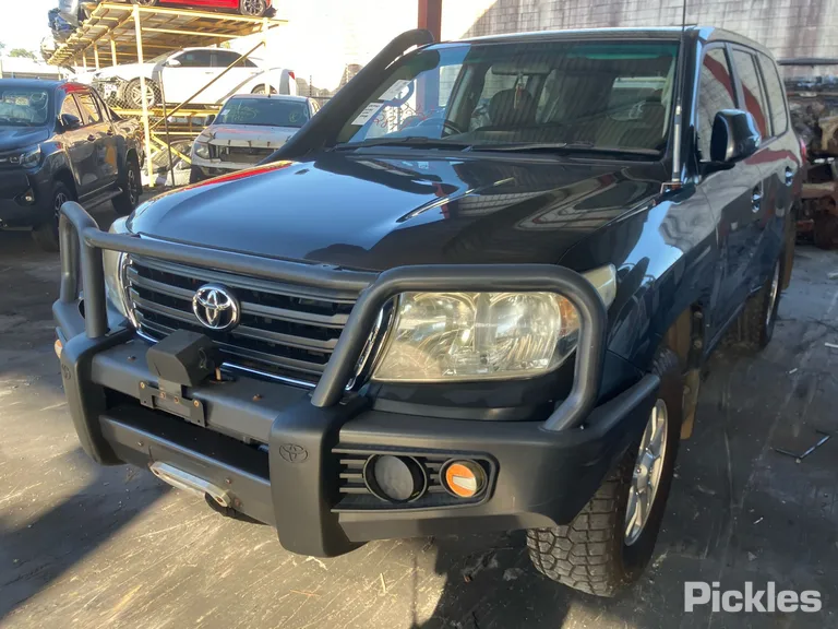 2012 Toyota Landcruiser Used VIN JTMHV09J904097854 – photo 14