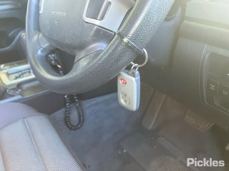 2012 Toyota Landcruiser Used VIN JTMHV09J904097854 – photo 32