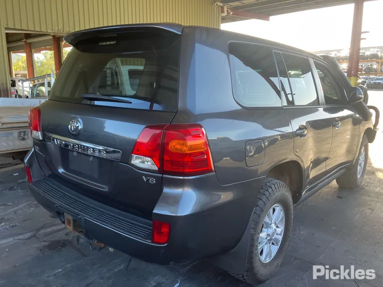 2012 Toyota Landcruiser Used VIN JTMHV09J904097854 – photo 33