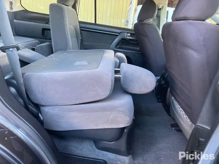 2012 Toyota Landcruiser Used VIN JTMHV09J904097854 – photo 45