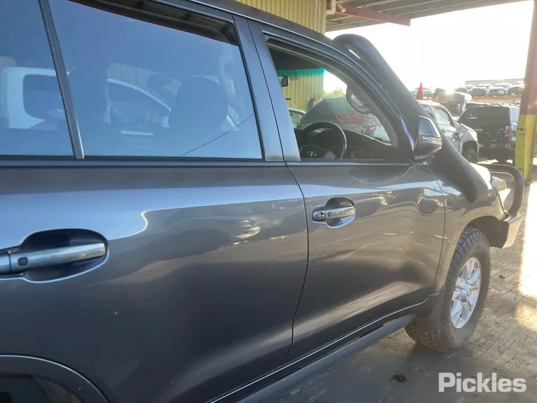2012 Toyota Landcruiser Used VIN JTMHV09J904097854 – photo 50