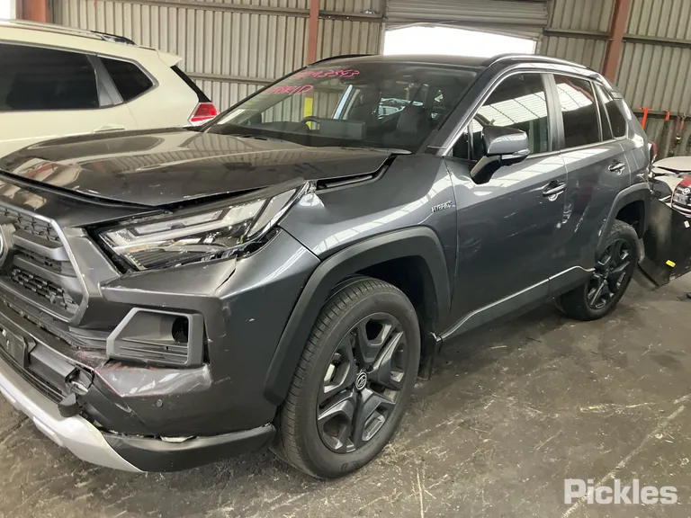 2024 Toyota RAV4 – VIN JTMJW3FV10D258592 2024 Toyota RAV4 VIN JTMJW3FV10D258592