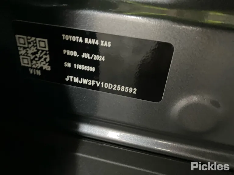 2024 Toyota RAV4 Used VIN JTMJW3FV10D258592 – photo 17