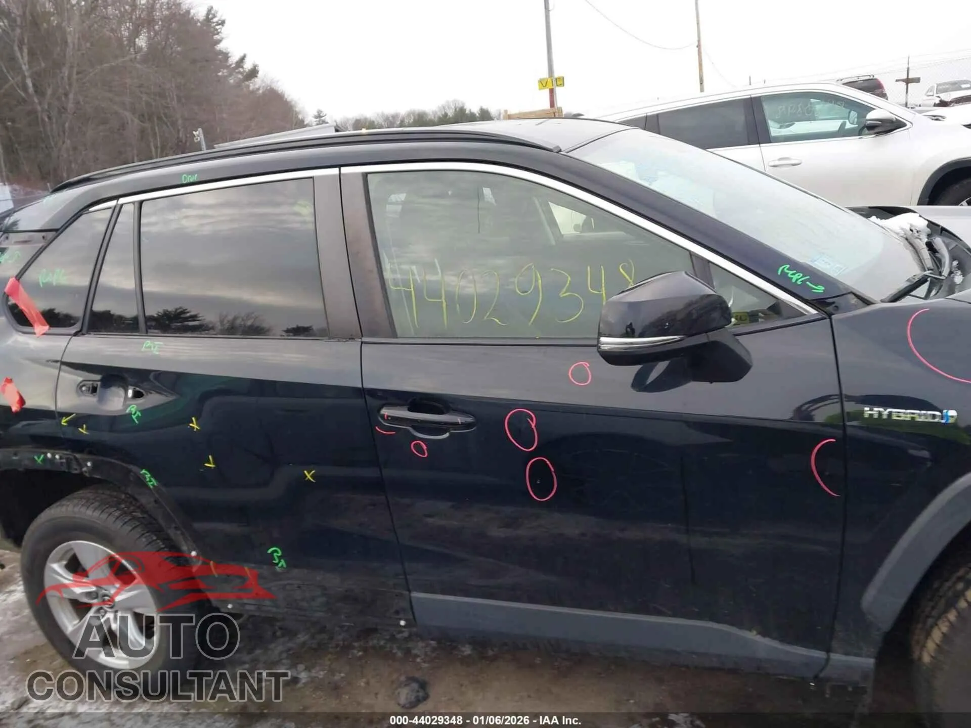 2019 TOYOTA RAV4 HYBRID Damaged VIN JTMMWRFV0KD013334 – photo 14