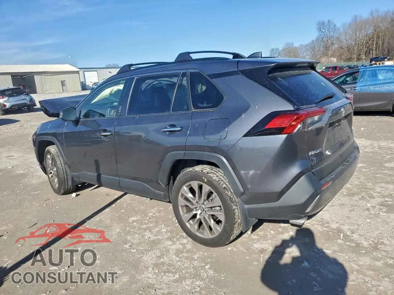2020 TOYOTA RAV4 Damaged VIN JTMN1RFV6LD524633 – rear exterior 2020 TOYOTA RAV4 Damaged VIN JTMN1RFV6LD524633 – rear exterior