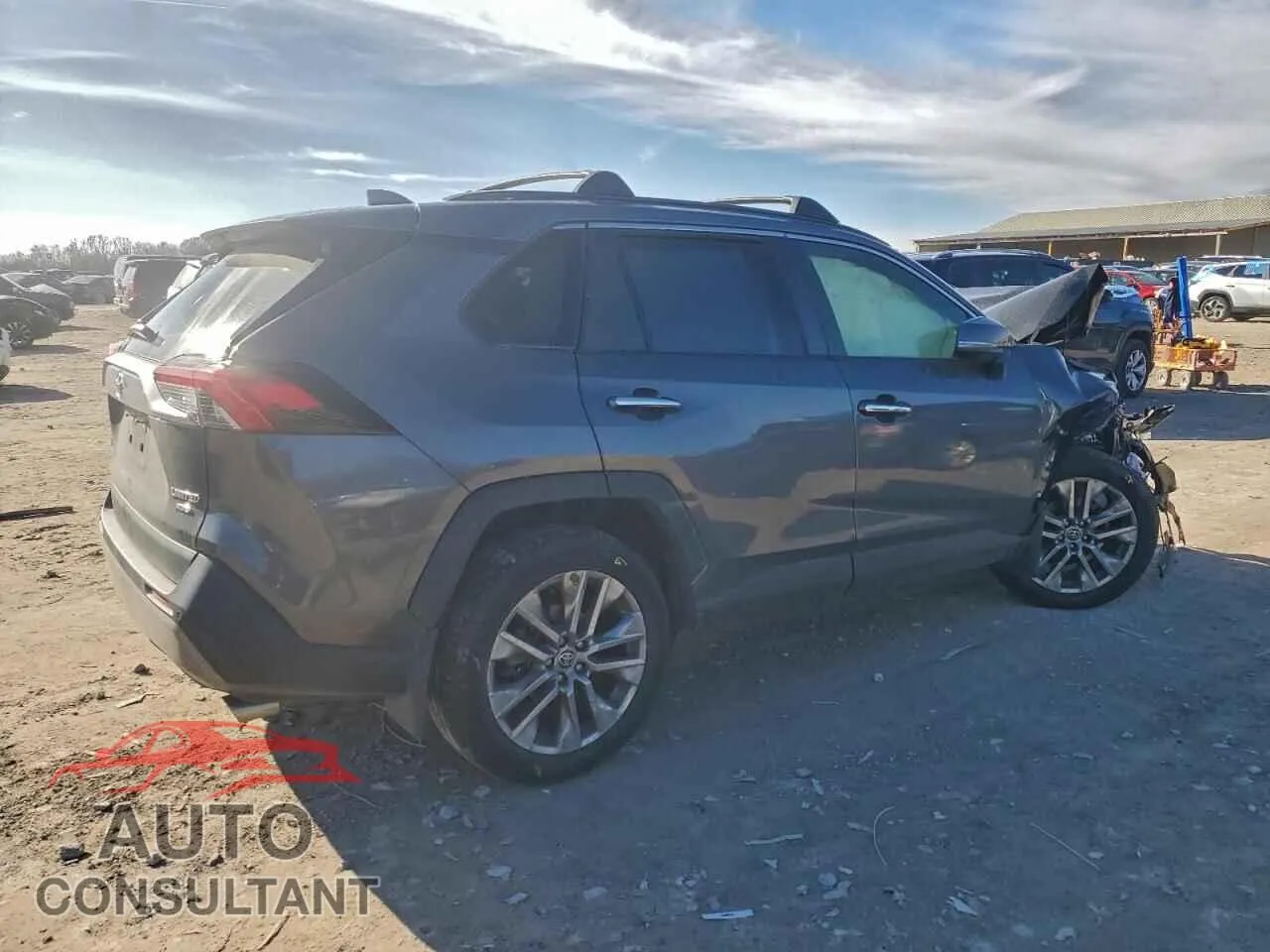2020 TOYOTA RAV4 Damaged VIN JTMN1RFV6LD524633 – side profile 2020 TOYOTA RAV4 Damaged VIN JTMN1RFV6LD524633 – side profile