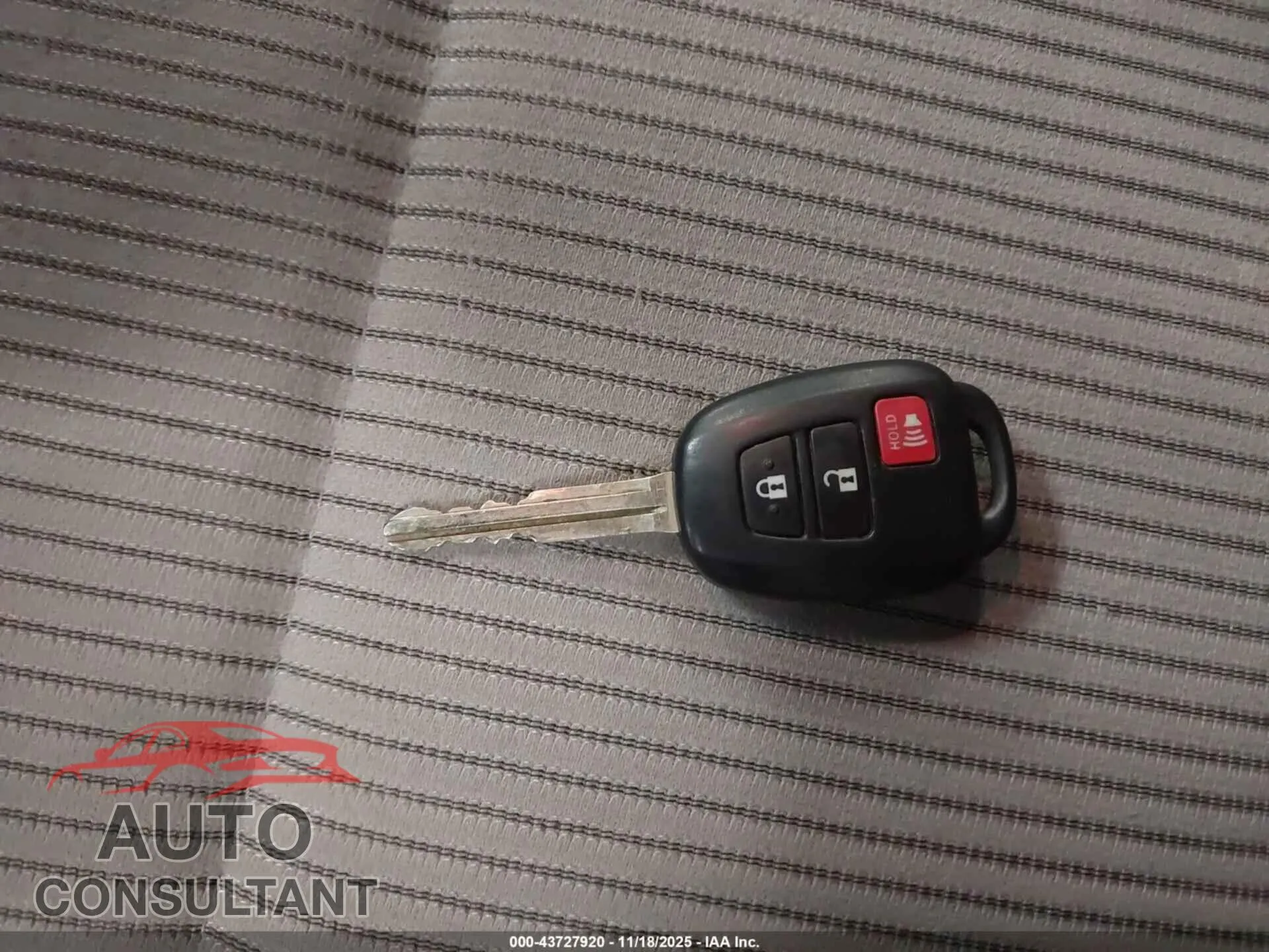 2013 TOYOTA RAV4 Damaged VIN JTMRFREV5DD004364 – photo 11
