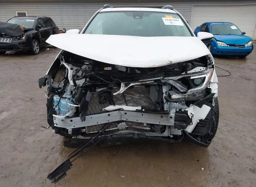 2018 TOYOTA RAV4 Used VIN JTMRFREV6JJ737987 – engine bay