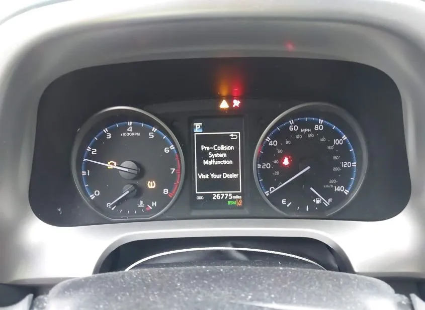 2018 TOYOTA RAV4 Used VIN JTMRFREV6JJ737987 – photo 12