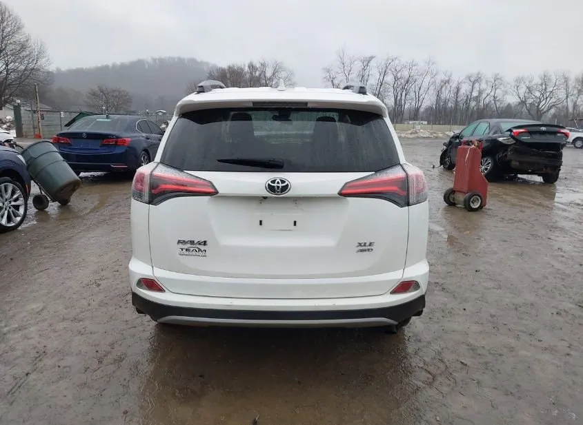 2018 TOYOTA RAV4 Used VIN JTMRFREV6JJ737987 – photo 14