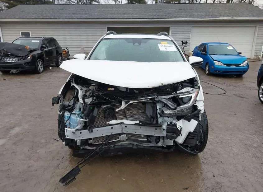 2018 TOYOTA RAV4 Used VIN JTMRFREV6JJ737987 – photo 17