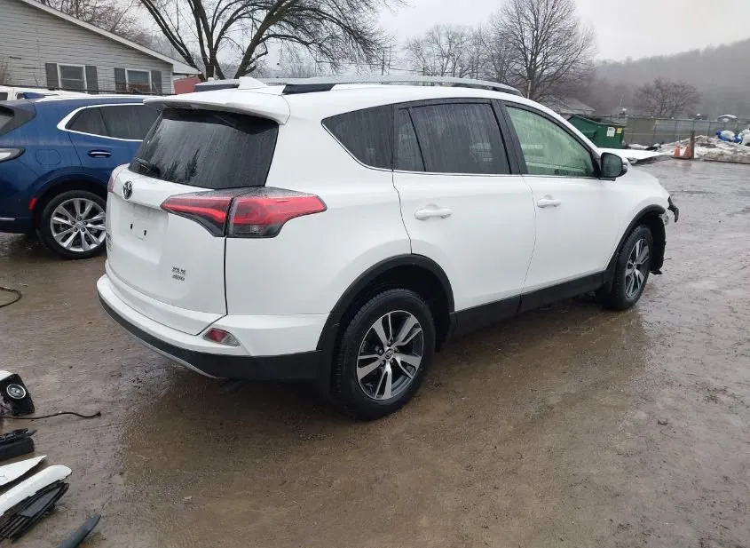 2018 TOYOTA RAV4 Used VIN JTMRFREV6JJ737987 – photo 21