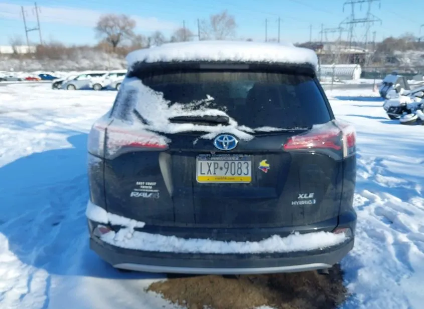 2018 TOYOTA RAV4 Used VIN JTMRJREV3JD247486 – side profile