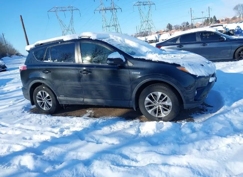 2018 TOYOTA RAV4 Used VIN JTMRJREV3JD247486 – exterior detail
