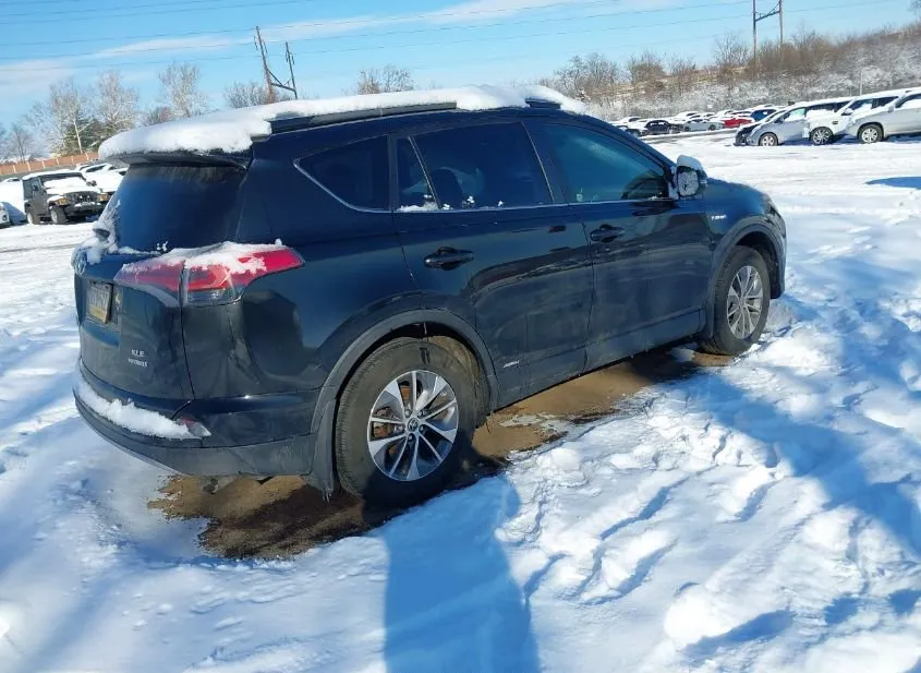 2018 TOYOTA RAV4 Used VIN JTMRJREV3JD247486 – photo 16