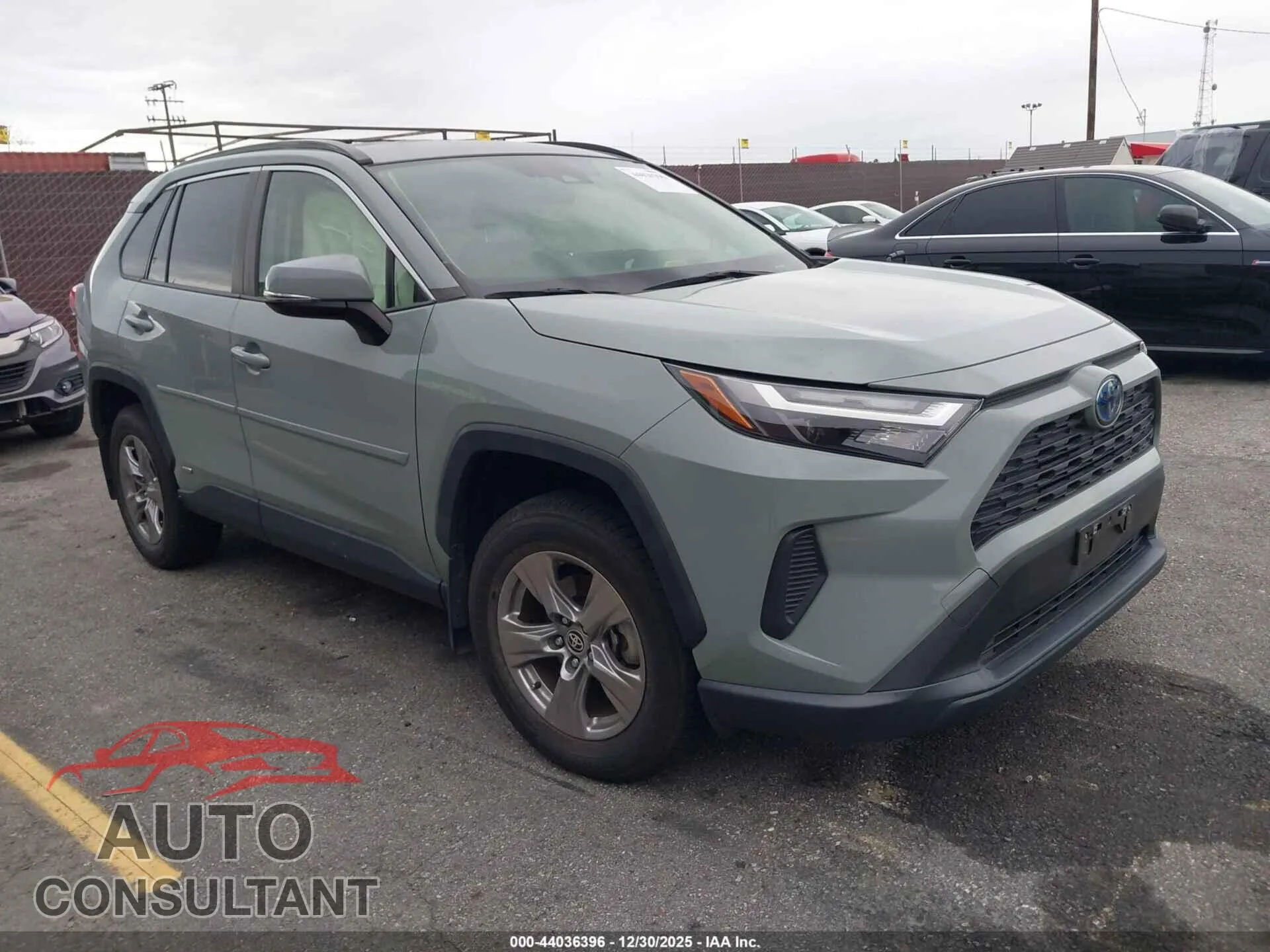 2022 TOYOTA RAV4 HYBRID VIN JTMRWRFV9ND143560