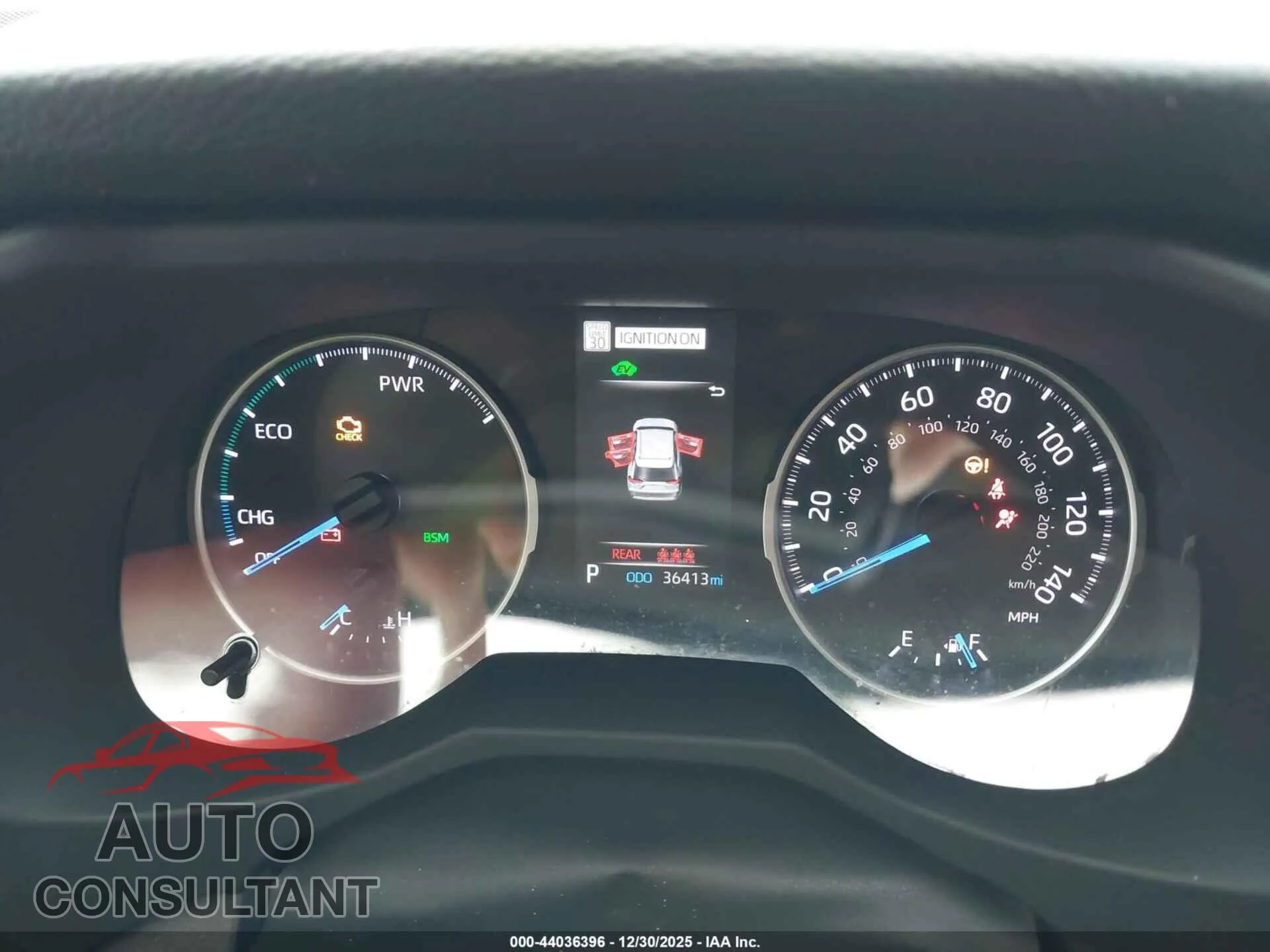 2022 TOYOTA RAV4 HYBRID Damaged VIN JTMRWRFV9ND143560 – exterior detail