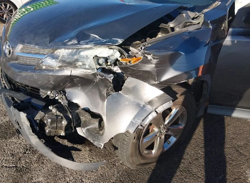 2015 TOYOTA RAV4 Used VIN JTMWFREV2FD069002 – rear exterior