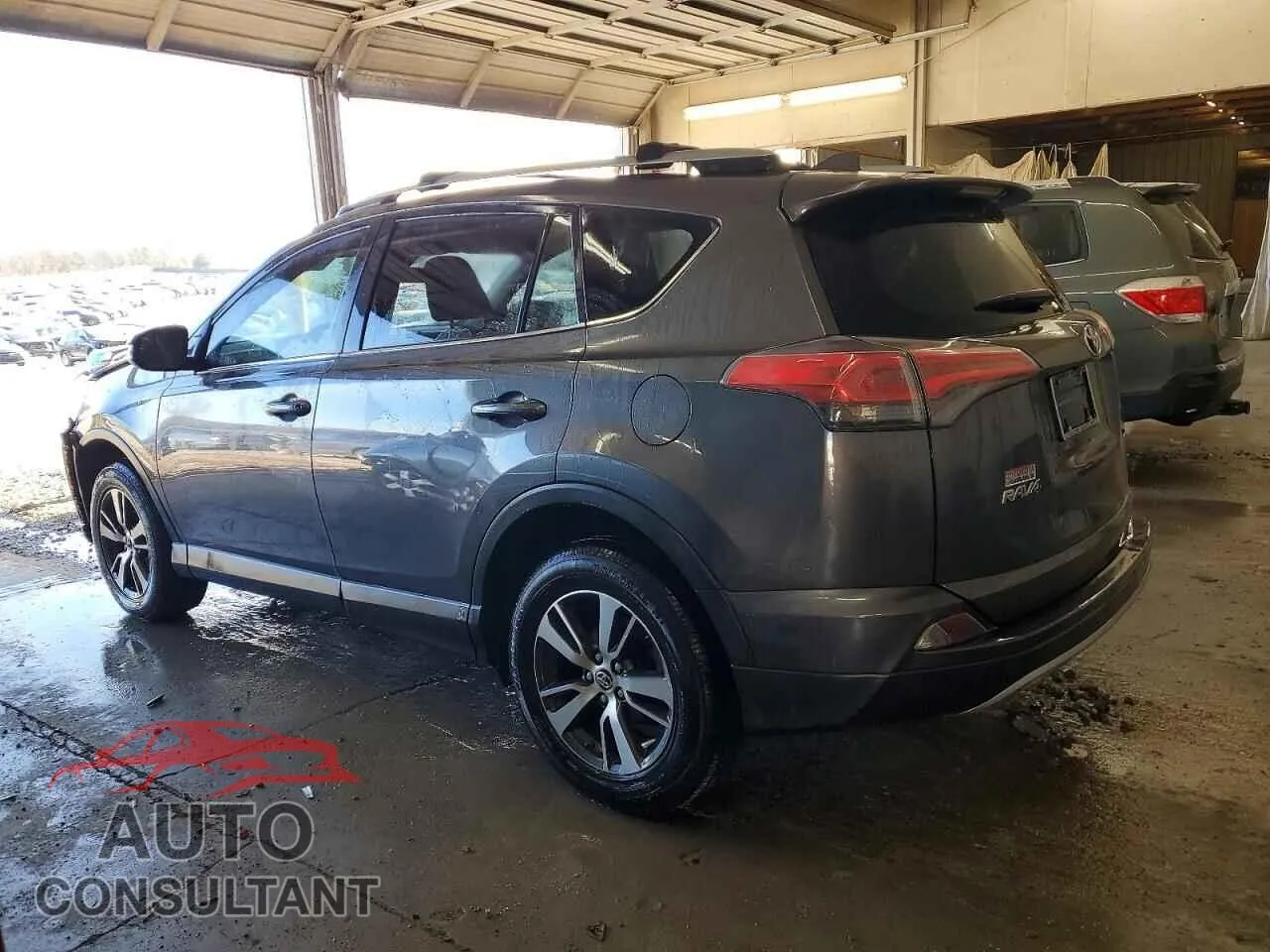 2017 TOYOTA RAV4 Damaged VIN JTMWFREV5HJ113904 – rear exterior