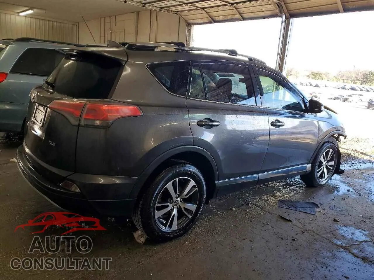2017 TOYOTA RAV4 Damaged VIN JTMWFREV5HJ113904 – side profile