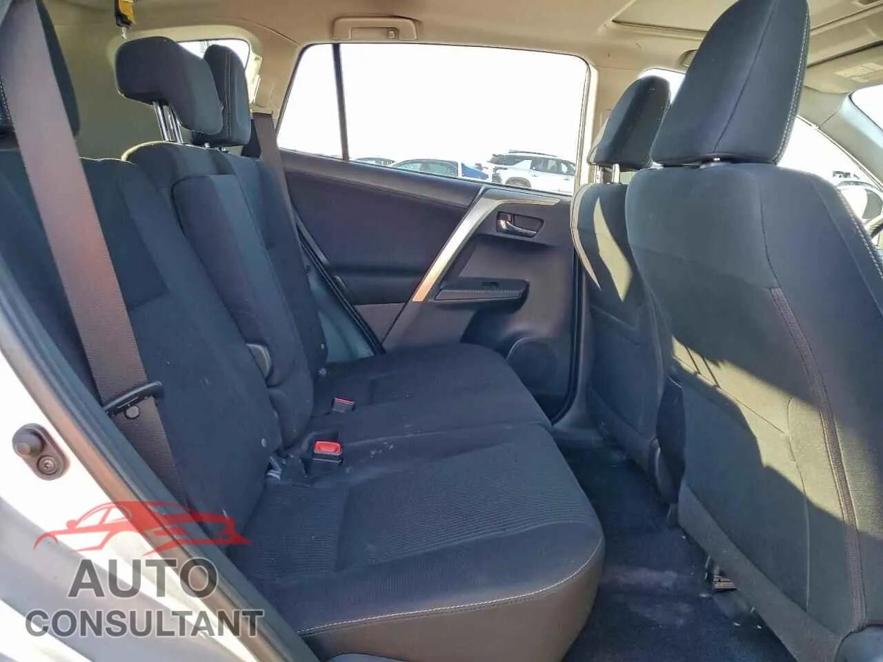 2015 TOYOTA RAV4 Damaged VIN JTMWFREV6FD068547 – photo 11