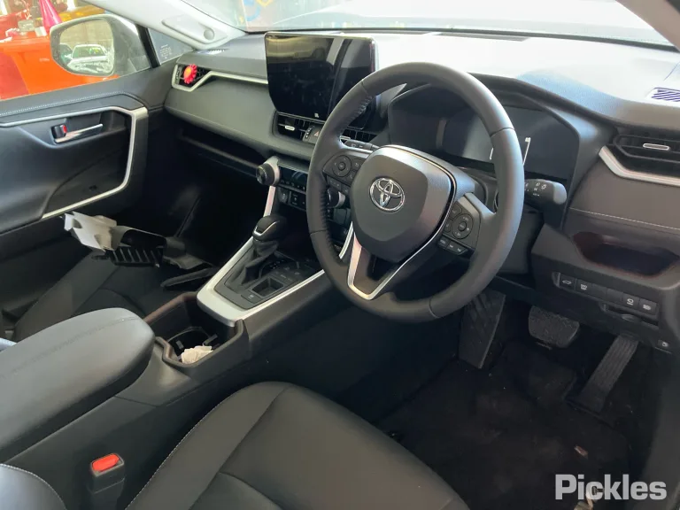 2025 Toyota RAV4 Damaged VIN JTMY23FV00D200676 – side profile