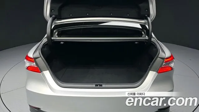 2019 Toyota Camry (Xv70) 2.5 Sold VIN JTNB11HKXK3091356 – front exterior