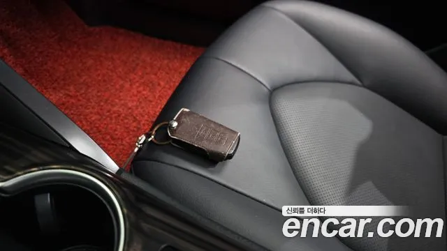 2018 Toyota Camry (Xv70) 2.5 Xle Hybrid Sold VIN JTNB21HK1J3000809 – front exterior