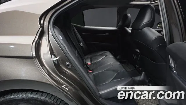 2019 Toyota Camry (XV70) 2.5 XLE Hybrid Sold VIN JTNB21HK4K3031862 – side profile