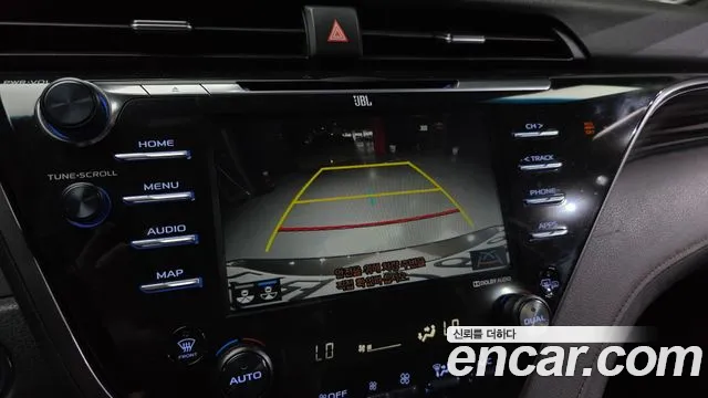 2019 Toyota Camry (XV70) 2.5 XLE Hybrid Sold VIN JTNB21HK4K3031862 – undercarriage