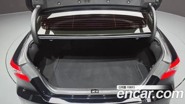 2018 Toyota Camry (XV70) 2.5 XLE Hybrid Sold VIN JTNB21HK5J3003146 – front exterior 2018 Toyota Camry (XV70) 2.5 XLE Hybrid Sold VIN JTNB21HK5J3003146 – front exterior