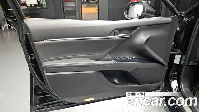 2018 Toyota Camry (XV70) 2.5 XLE Hybrid Sold VIN JTNB21HK5J3003146 – photo 16 2018 Toyota Camry (XV70) 2.5 XLE Hybrid Sold VIN JTNB21HK5J3003146 – photo 16