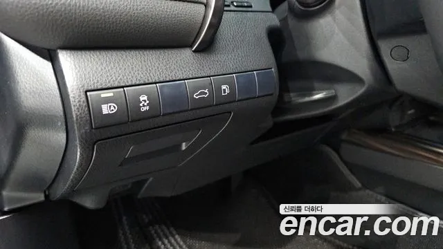 2018 Toyota Camry (XV70) 2.5 XLE Hybrid Sold VIN JTNB21HK5J3003146 – photo 18 2018 Toyota Camry (XV70) 2.5 XLE Hybrid Sold VIN JTNB21HK5J3003146 – photo 18