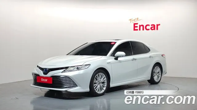 2019 Toyota Camry (XV70) 2.5 XLE Hybrid Sold VIN JTNB21HK5K3014407 – engine bay