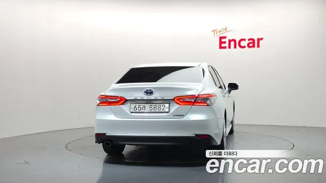 2019 Toyota Camry (XV70) 2.5 XLE Hybrid VIN JTNB21HK5K3014407
