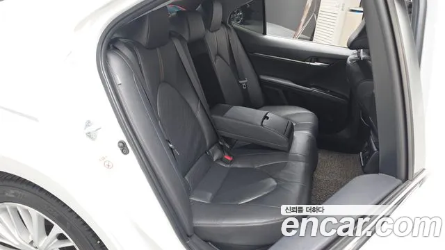 2019 Toyota Camry (XV70) 2.5 XLE Hybrid Sold VIN JTNB21HK5K3014407 – photo 14