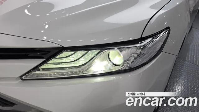2019 Toyota Camry (XV70) 2.5 XLE Hybrid Sold VIN JTNB21HK5K3014407 – photo 17