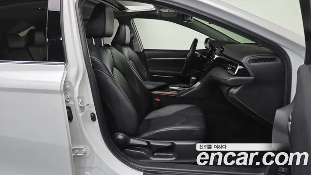 2020 Toyota Camry (Xv70) 2.5 Xle Hybrid Sold VIN JTNB21HKXL3077973 – front exterior