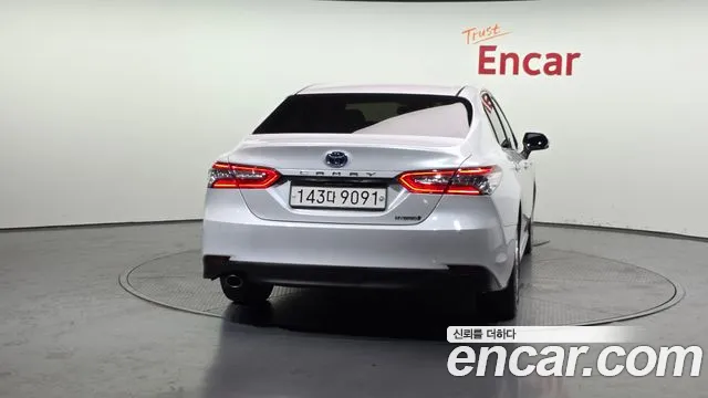 2020 Toyota Camry (XV70) 2.5 XLE Hybrid VIN JTNB21HKXL3077973