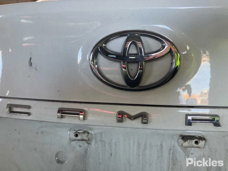 2018 Toyota Camry Used VIN JTNBF3HK603010153 – interior seats
