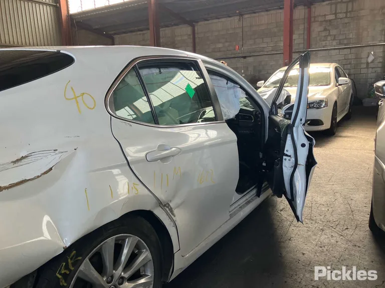 2018 Toyota Camry Used VIN JTNBF3HK603010153 – photo 17