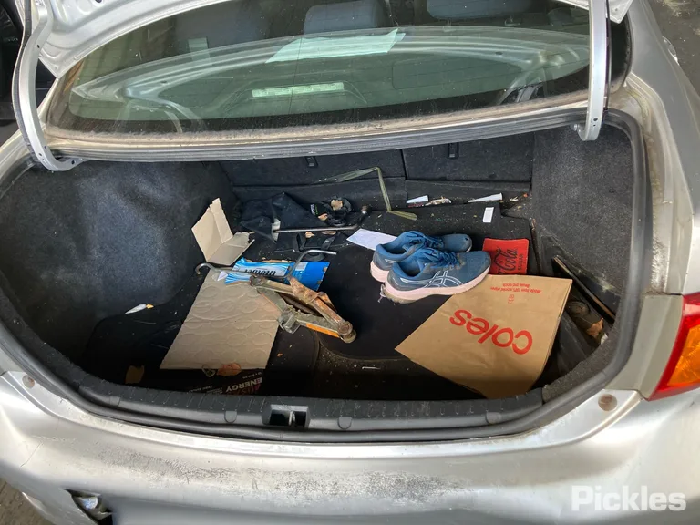 2007 Toyota Corolla VIN JTNBU52E002006982