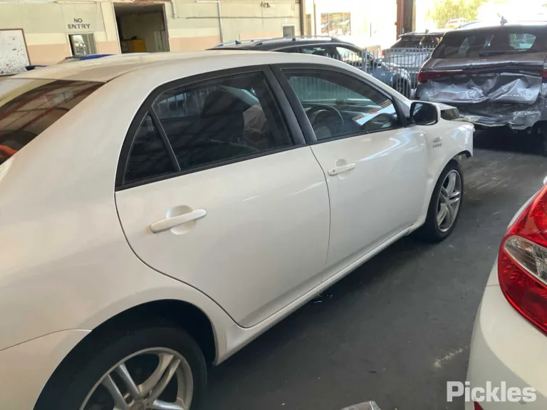 2008 Toyota Corolla Damaged VIN JTNBU52E20J026057 – photo 31