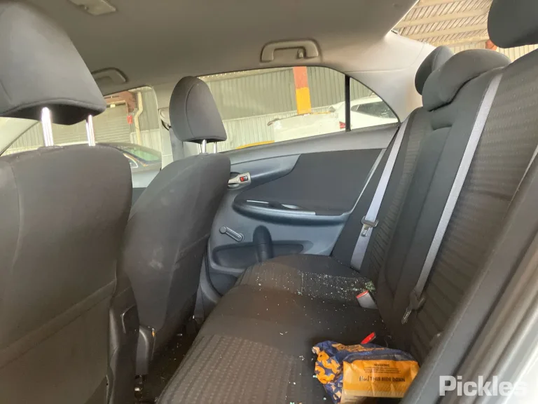 2008 Toyota Corolla Damaged VIN JTNBU52E80J011563 – interior seats