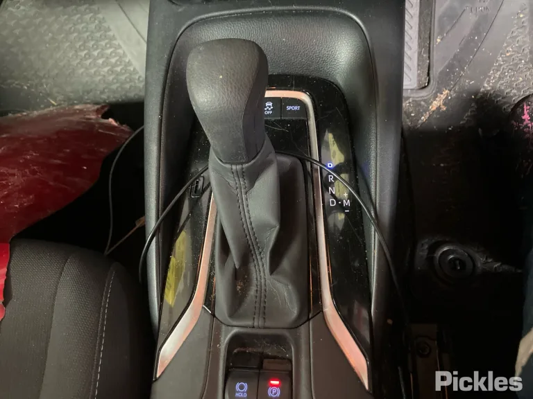 2022 Toyota Corolla Damaged VIN JTNK43BEX03161862 – dashboard