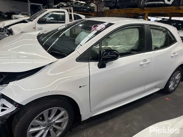 2025 Toyota Corolla Used VIN JTNKE3BE203549102 – photo 26