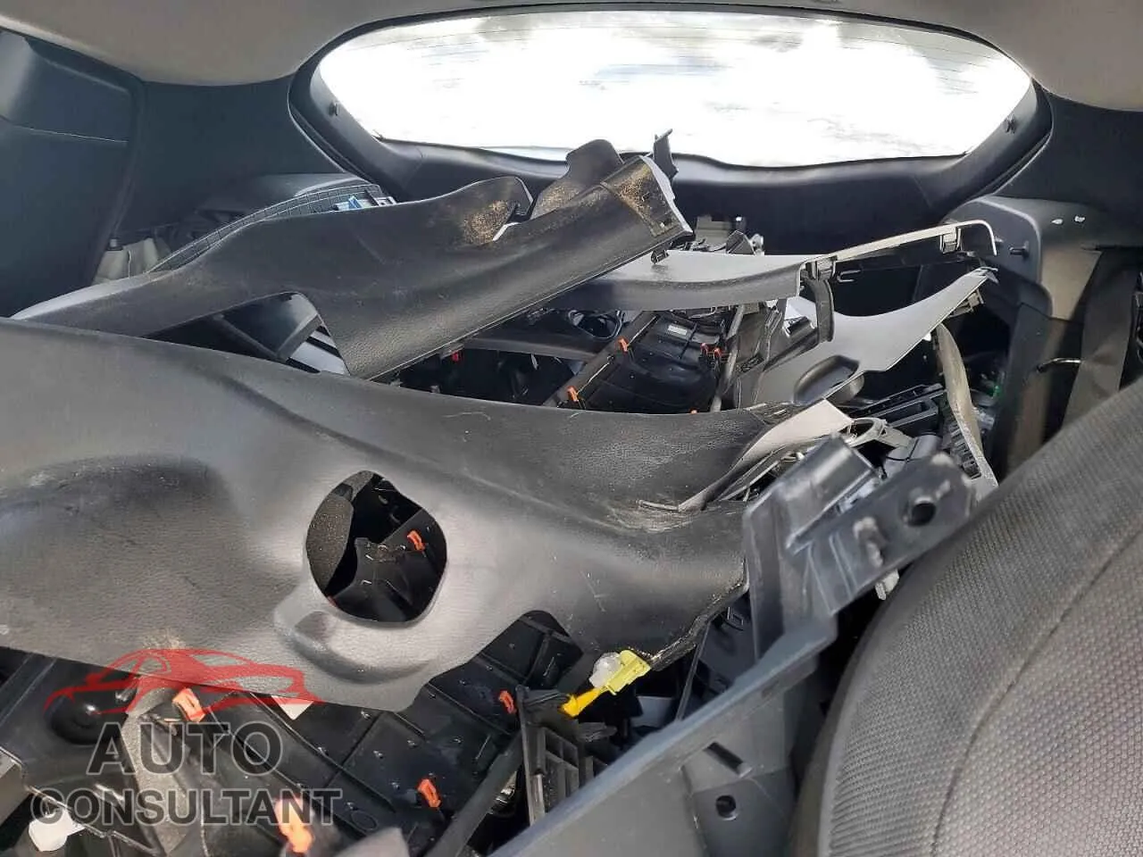 2020 TOYOTA C-HR Damaged VIN JTNKHMBX9L1074790 – odometer reading