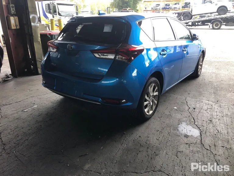 2018 Toyota Corolla Used VIN JTNKN3JE00J505502 – photo 14