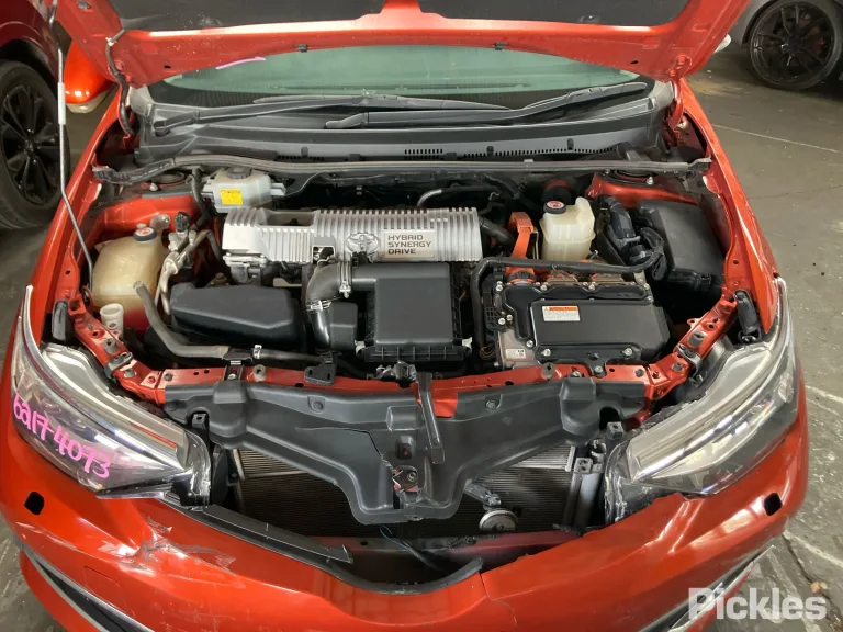 2018 Toyota Corolla Damaged VIN JTNKN3JE70J504508 – interior seats