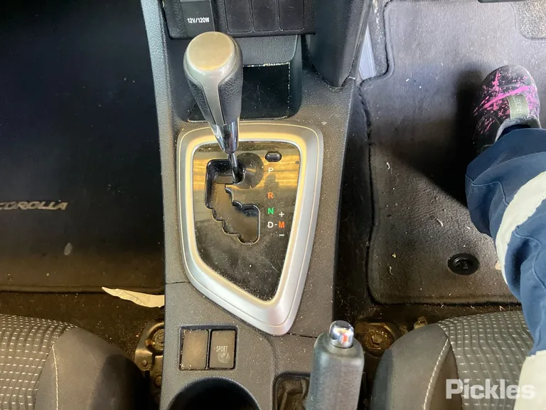 2014 Toyota Corolla Used VIN JTNKU3JE30J066623 – photo 28 2014 Toyota Corolla Used VIN JTNKU3JE30J066623 – photo 28